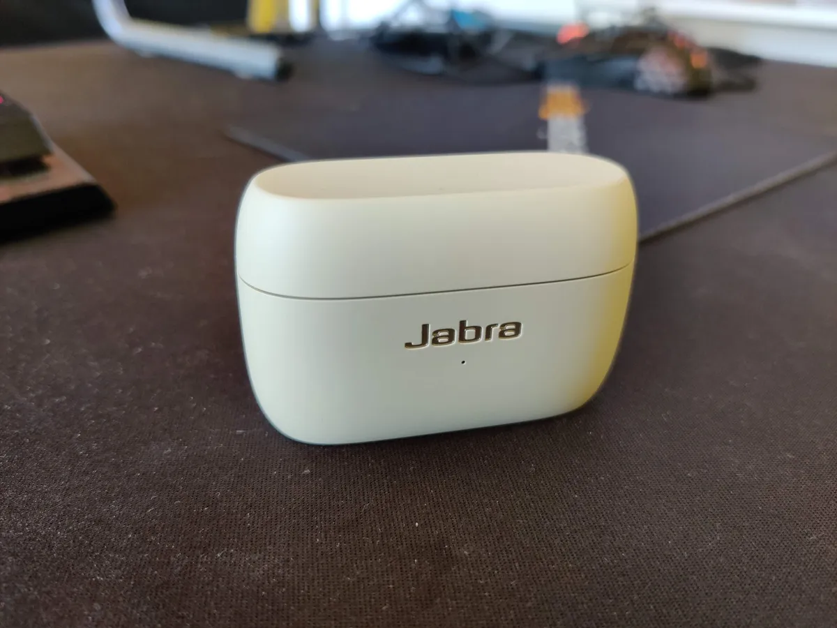 Recensione Recensione Jabra Elite 85t: auricolari TWS top con ANC e gran suono