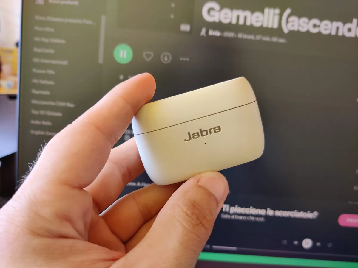 Recensione Recensione Jabra Elite 85t: auricolari TWS top con ANC e gran suono
