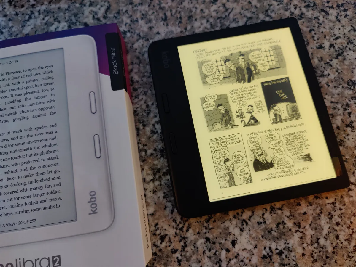 Recensione Recensione Kobo Libra 2: l'eReader impermeabile con tasti fisici