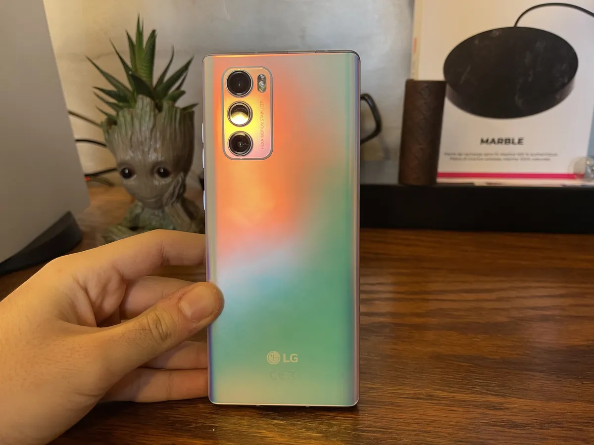 Recensione Recensione LG Wing: lo smartphone con display rotante che innova