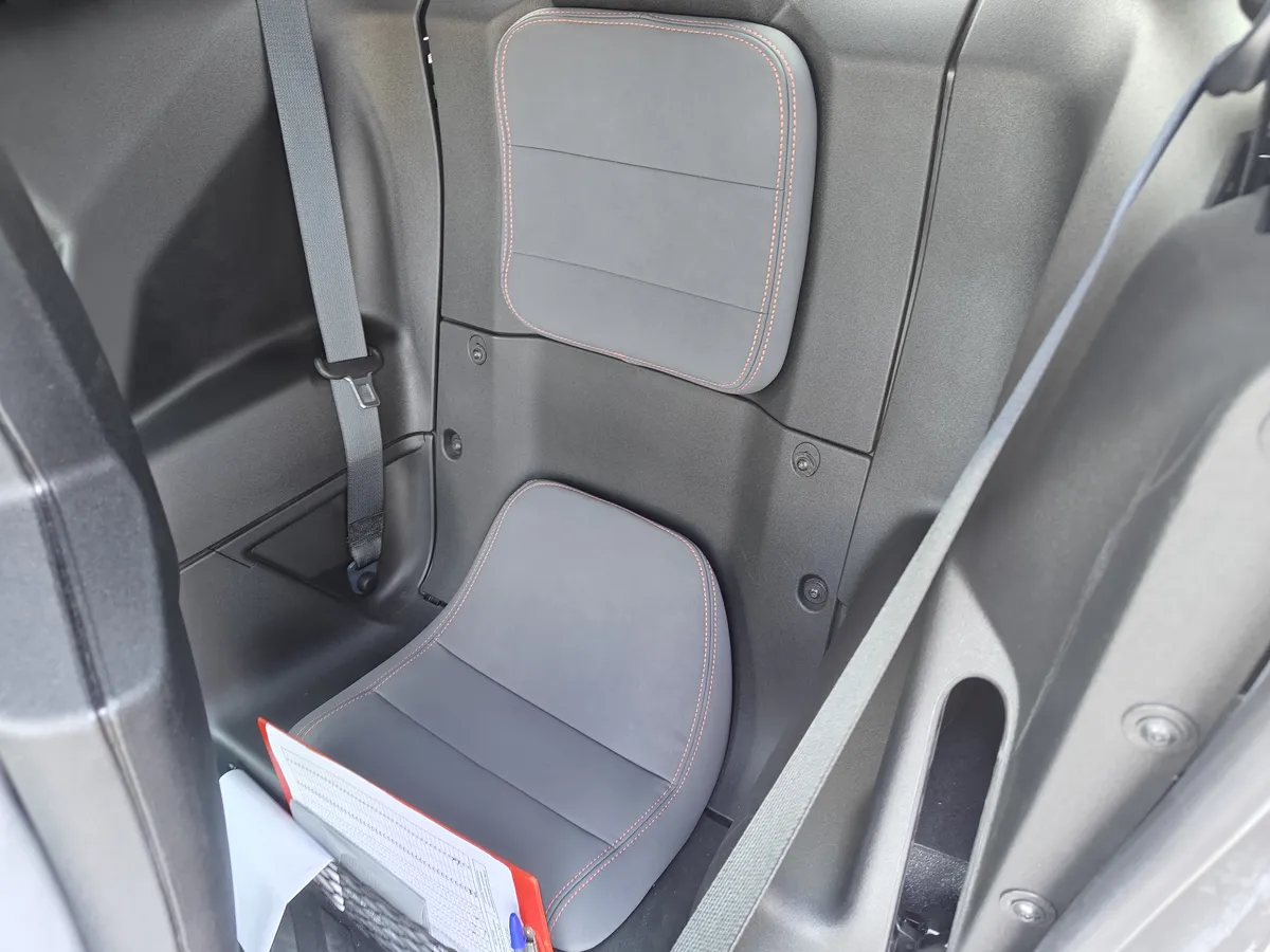 Recensione Recensione Mobilize Duo 45 Neo: il micro-veicolo elettrico con airbag