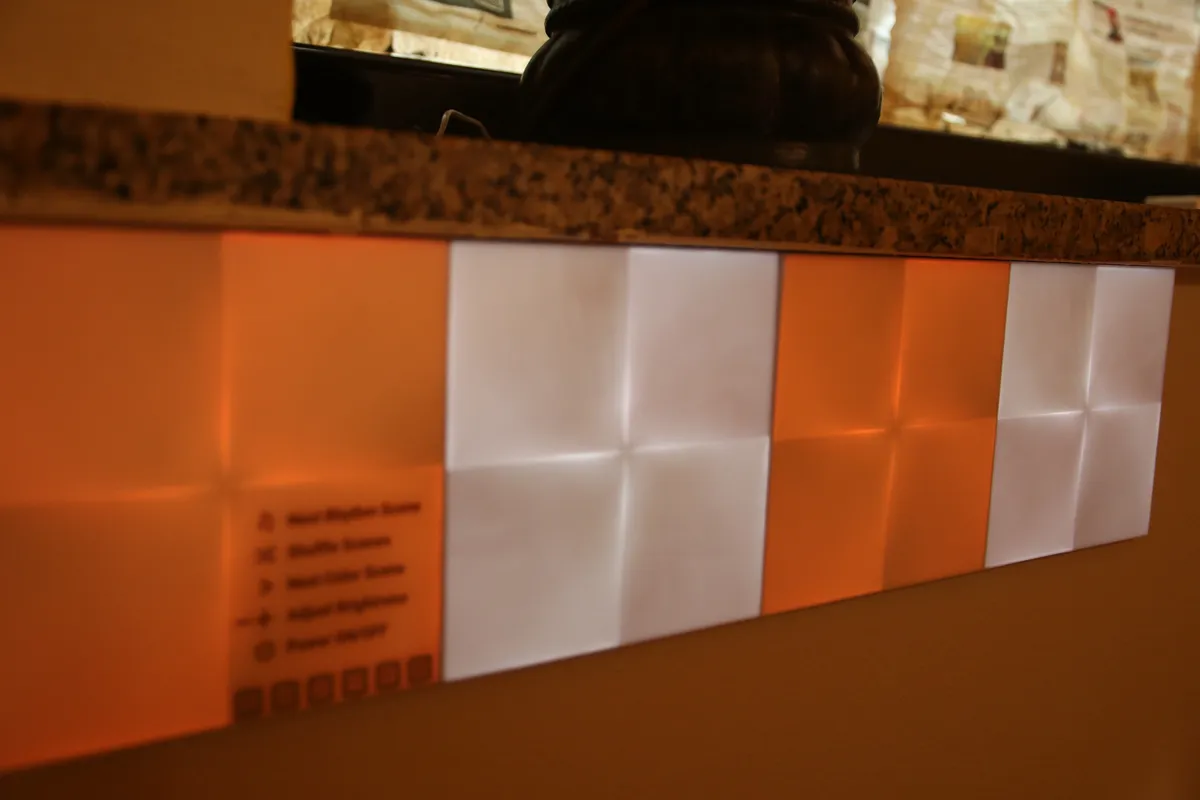 Recensione Recensione Nanoleaf Canvas: Un'Illuminazione dal Design Unico