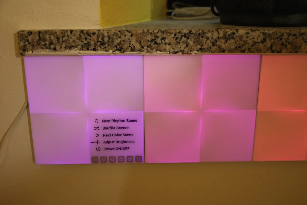 Recensione Recensione Nanoleaf Canvas: Un'Illuminazione dal Design Unico