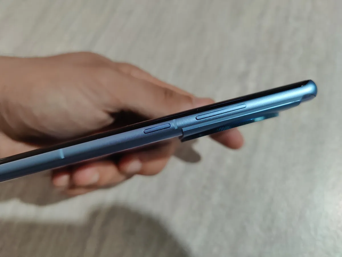 Recensione Recensione OnePlus 12R: il flagship killer con display da 4500 nit