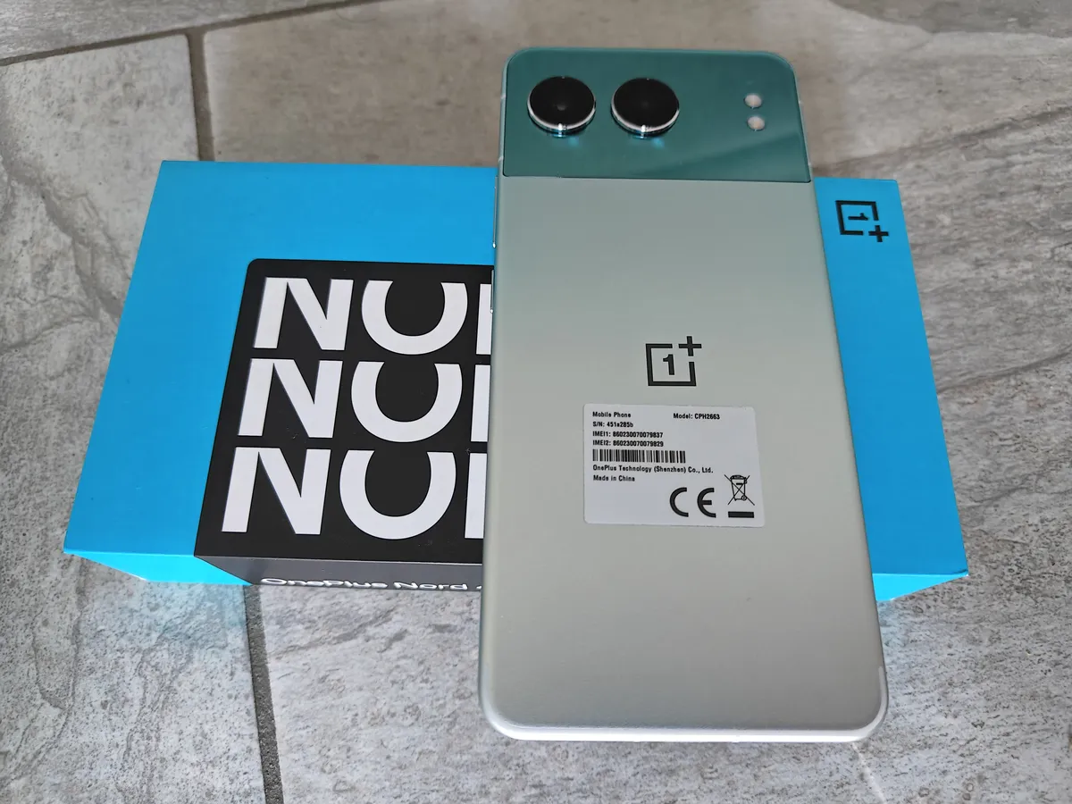 Recensione Recensione OnePlus Nord 4: l'alluminio torna da protagonista