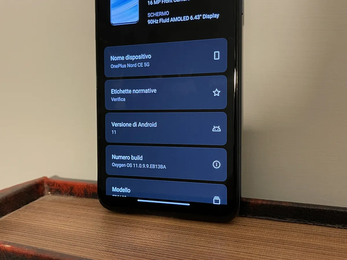 Recensione Recensione OnePlus Nord CE 5G: l'essenziale alla portata di tutti
