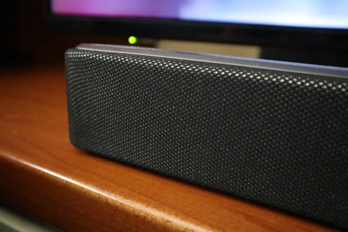 Panasonic SC-HTB688: Una soundbar da 300W dal suono avvolgente