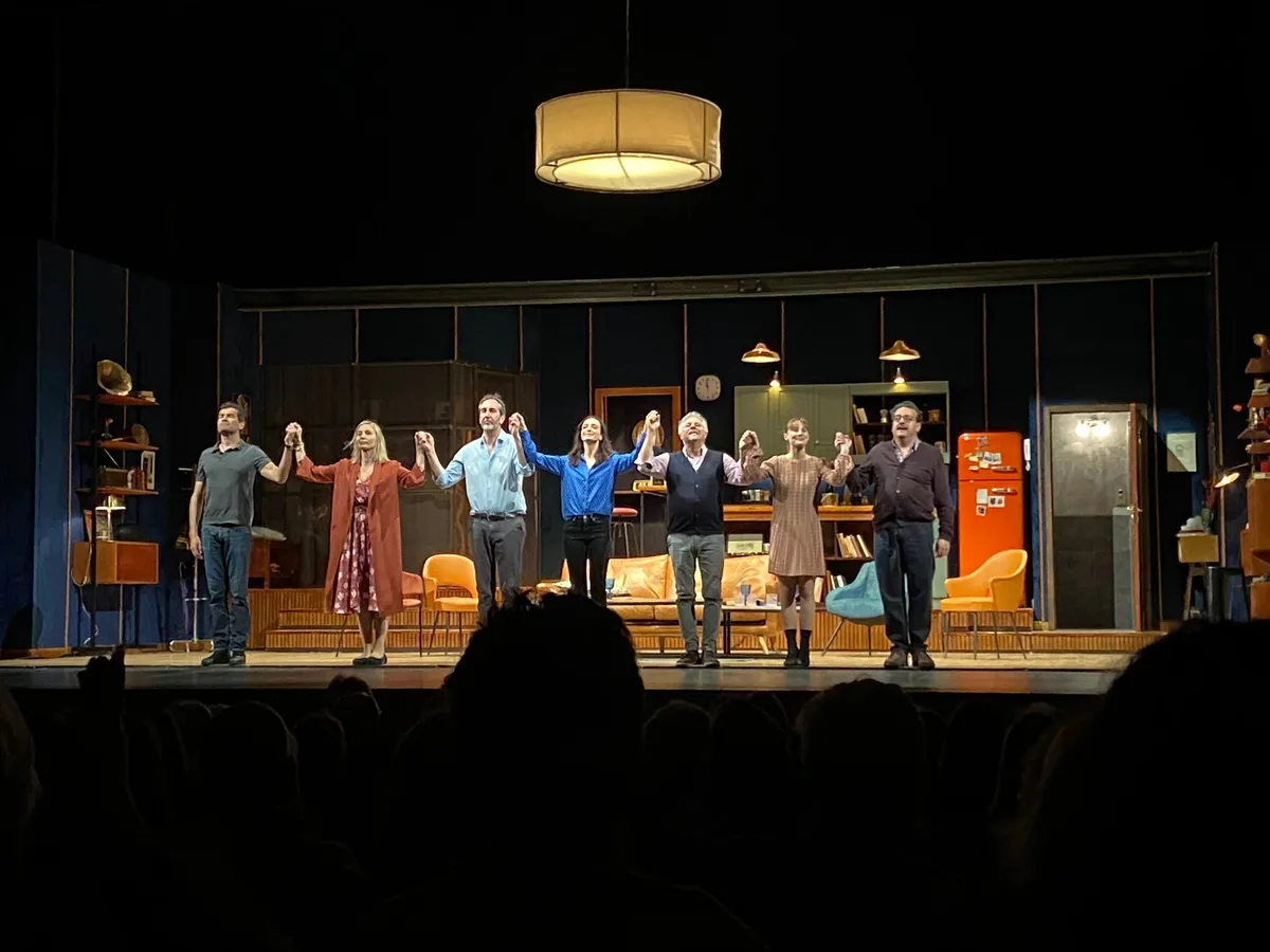 Recensione Perfetti Sconosciuti: La cena tra amici sbarca a teatro