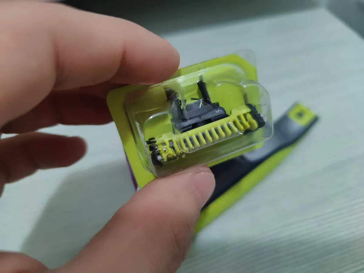 Recensione Recensione Philips OneBlade 360: lama 360 per viso e corpo
