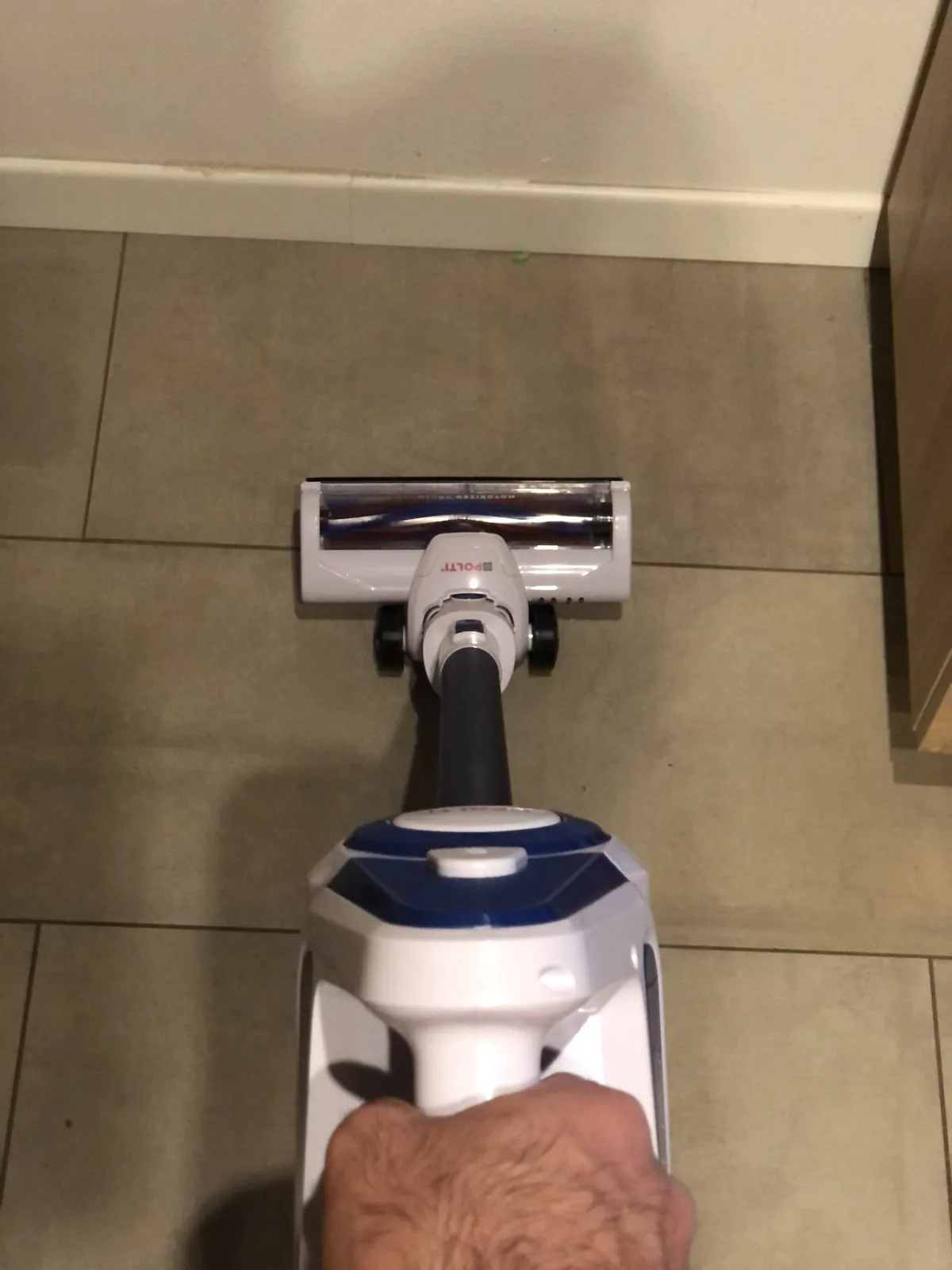 Recensione Recensione Polti Forzaspira Slim SR90B_Plus: la scopa senza fili 2in1