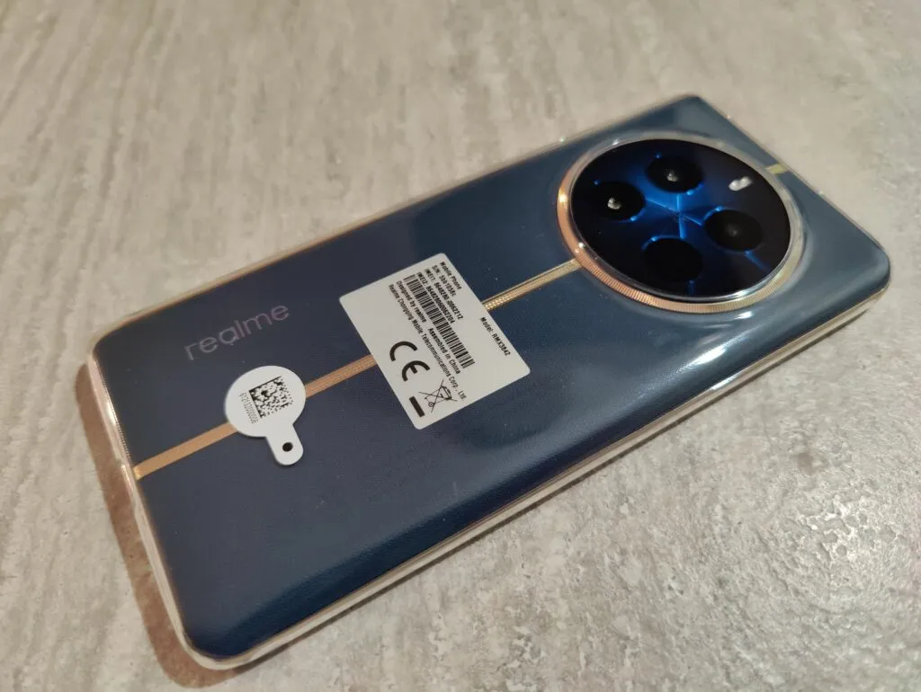 Recensione Recensione Realme 12 Pro 5G: Stile da Vetrina e Fotocamera di Livello