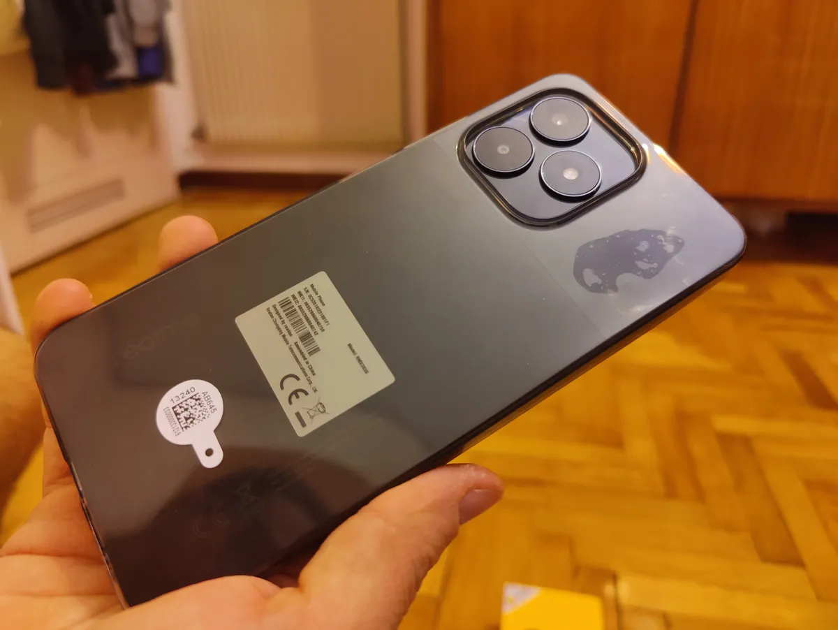 Recensione Recensione Realme C51: lo smartphone economico con ricarica 33W
