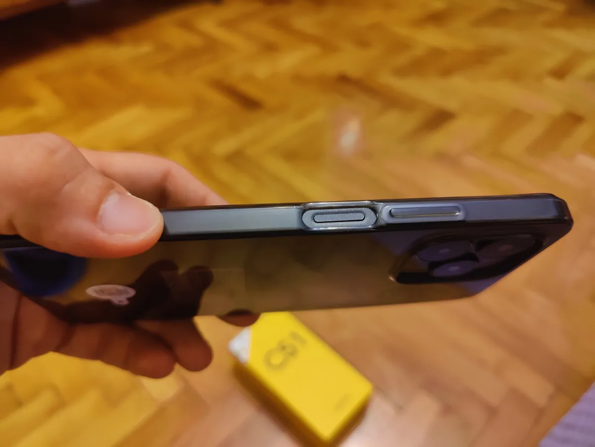 Recensione Recensione Realme C51: lo smartphone economico con ricarica 33W