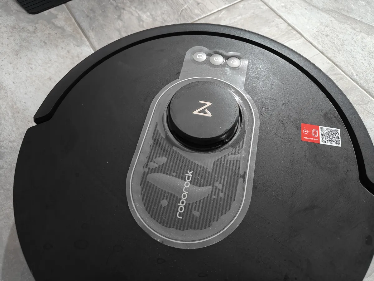Recensione Roborock Q5 Max+, la recensione: il robot aspirapolvere con svuotamento automatico che fa tutto da solo