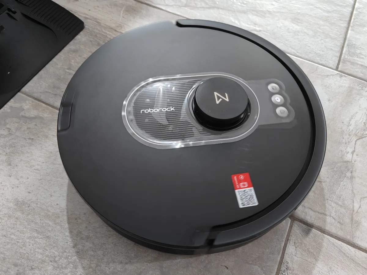 Recensione Roborock Q5 Max+, la recensione: il robot aspirapolvere con svuotamento automatico che fa tutto da solo