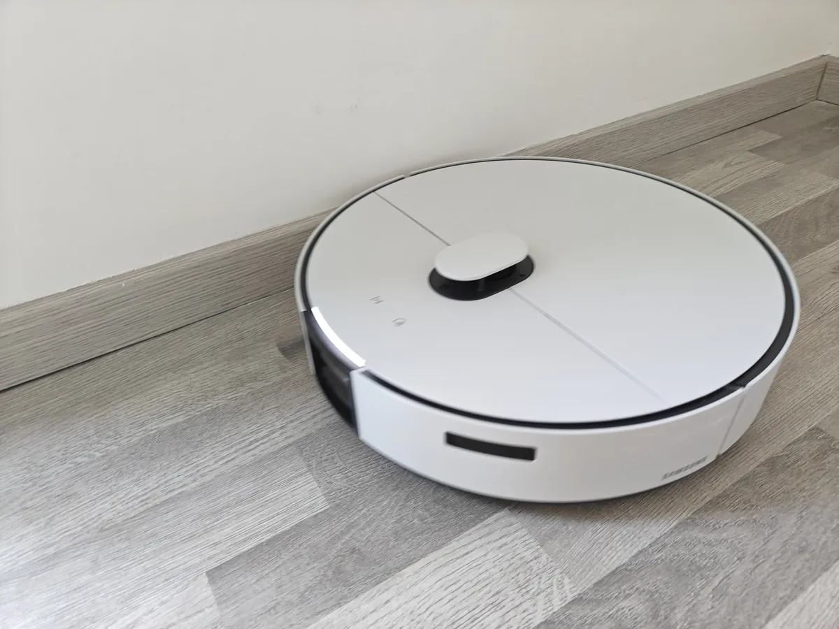 Recensione Samsung Jet Bot Combo AI: Vapore e AI per la Pulizia