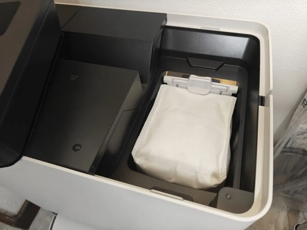 Recensione Recensione Samsung Jet Bot Combo AI: Vapore e AI per la Pulizia