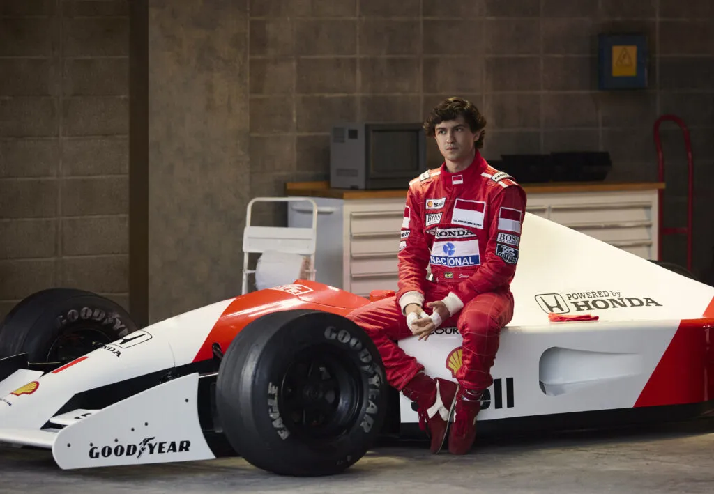 Recensione Recensione Senna su Netflix: la miniserie sul mito di Ayrton