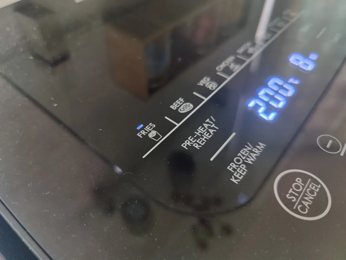 Recensione Recensione Sharp AF-GS552A: la friggitrice ad aria da 5,5 litri