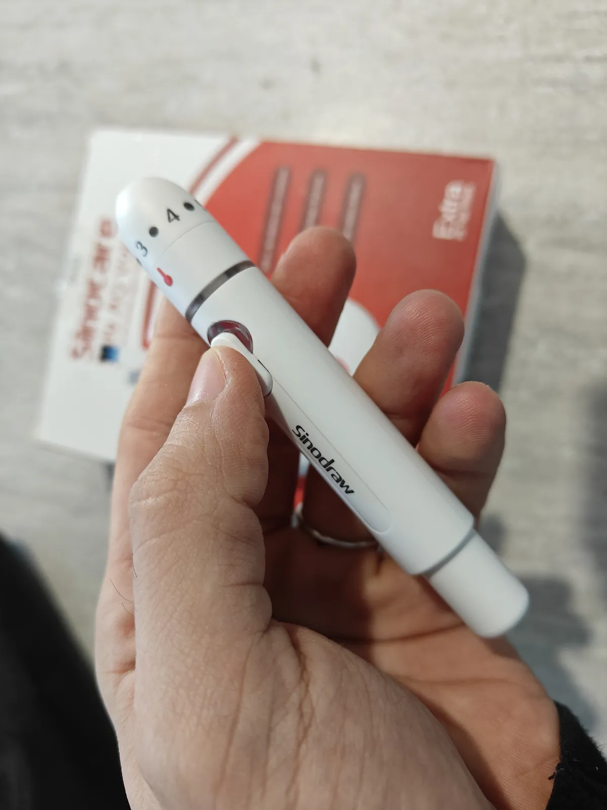 Recensione Recensione Sinocare Safe AQ Voice: kit glicemia semplice e vocale
