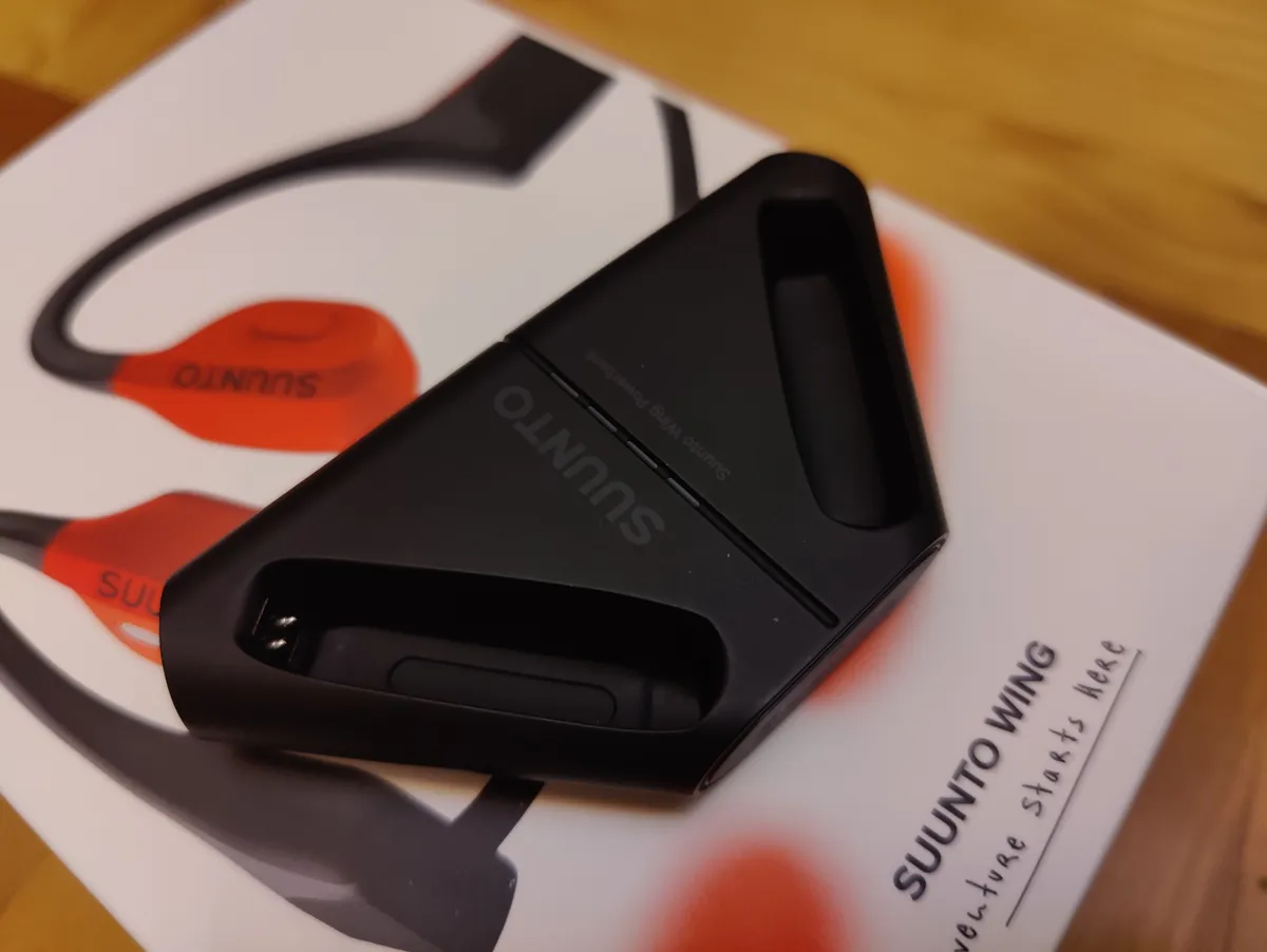 Recensione Recensione Suunto Wing: cuffie a conduzione ossea per lo sport