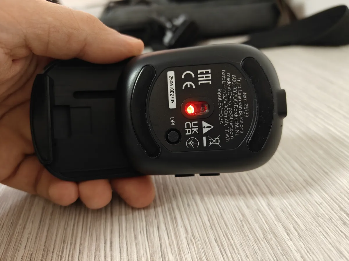 Recensione Recensione Trust Zylo: il mouse wireless pieghevole da taschino
