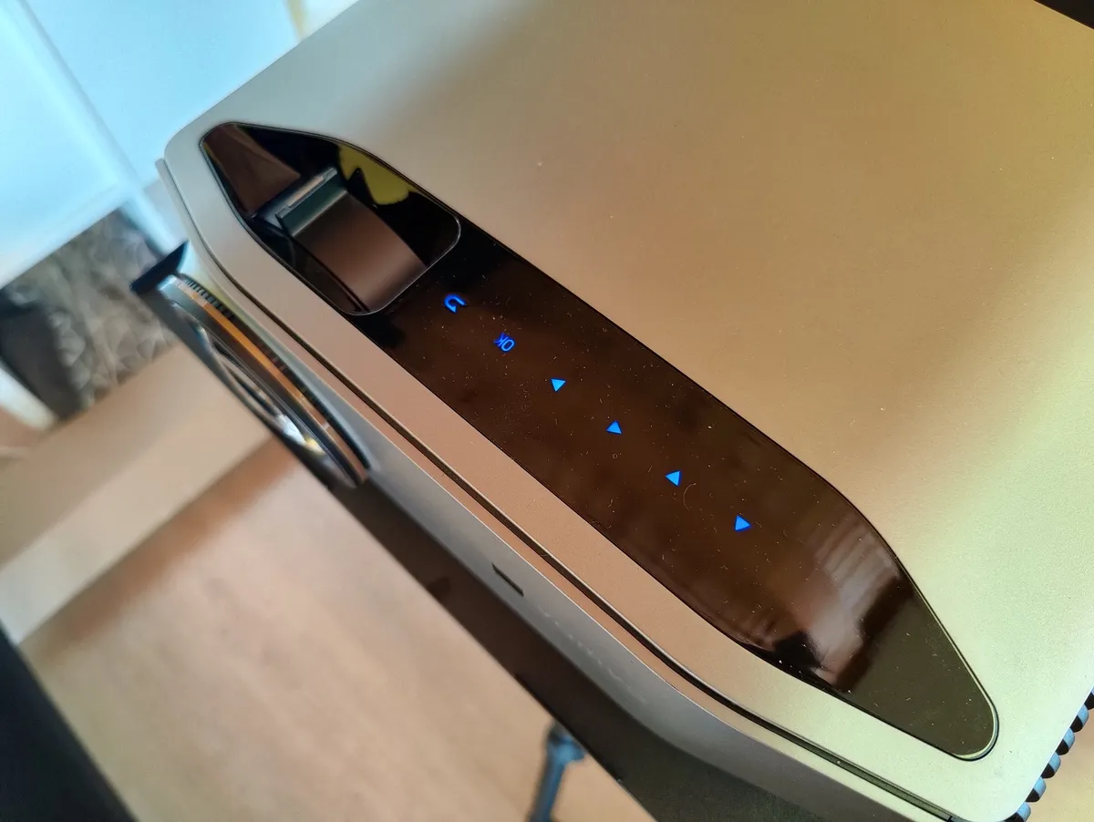 Recensione Recensione Vamvo L6200: il proiettore Full HD per il cinema in casa