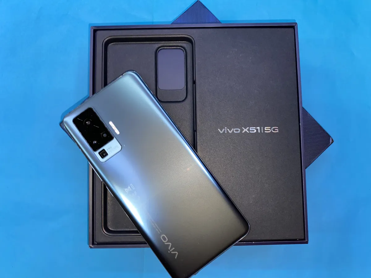 Recensione Vivo X51 5G: un dispositivo di qualità ma con un prezzo discutibile