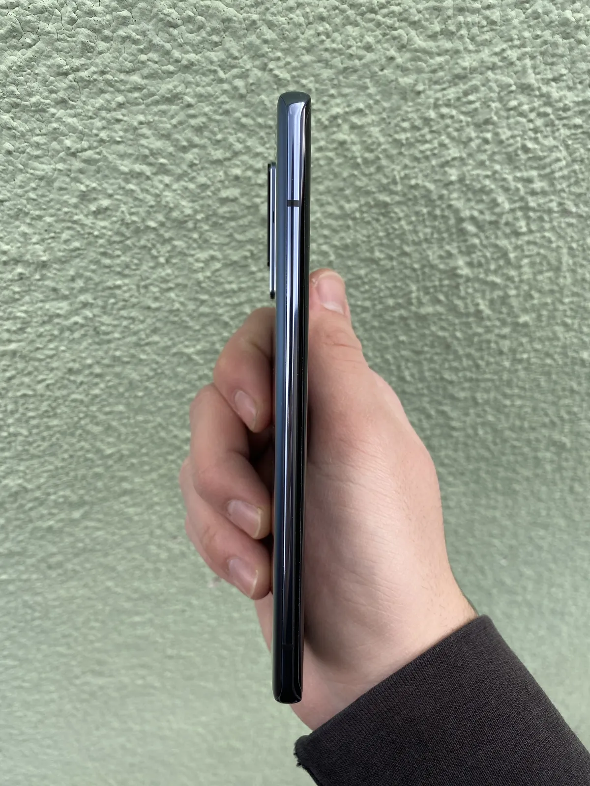 Recensione Vivo X51 5G: un dispositivo di qualità ma con un prezzo discutibile