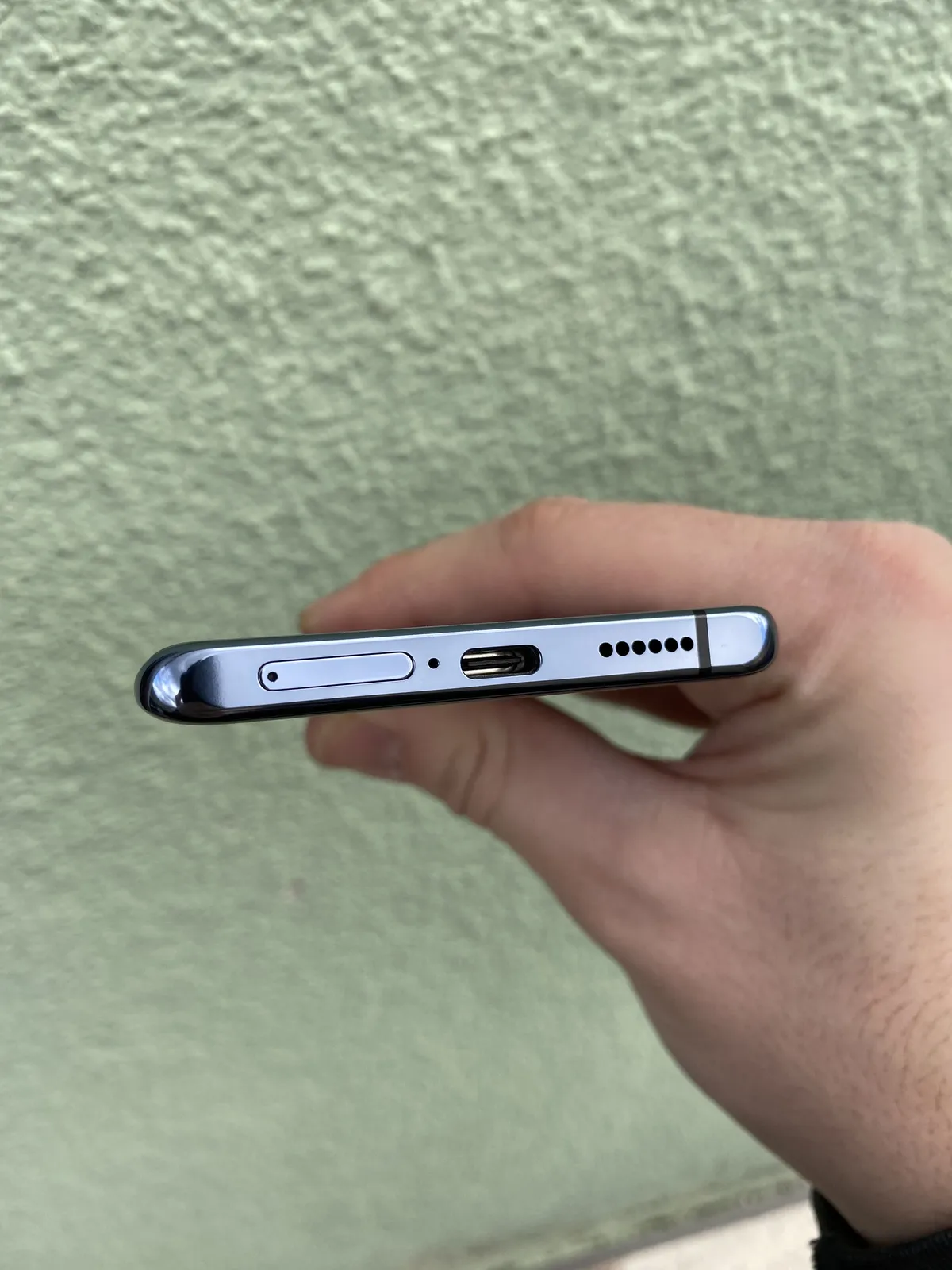 Recensione Vivo X51 5G: un dispositivo di qualità ma con un prezzo discutibile