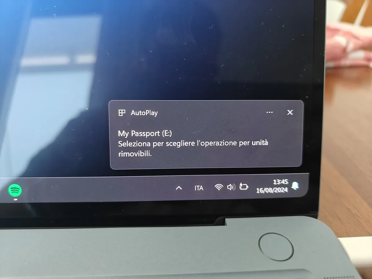 Recensione Recensione WD My Passport SSD 1TB: Velocità NVMe e Design Tascabile
