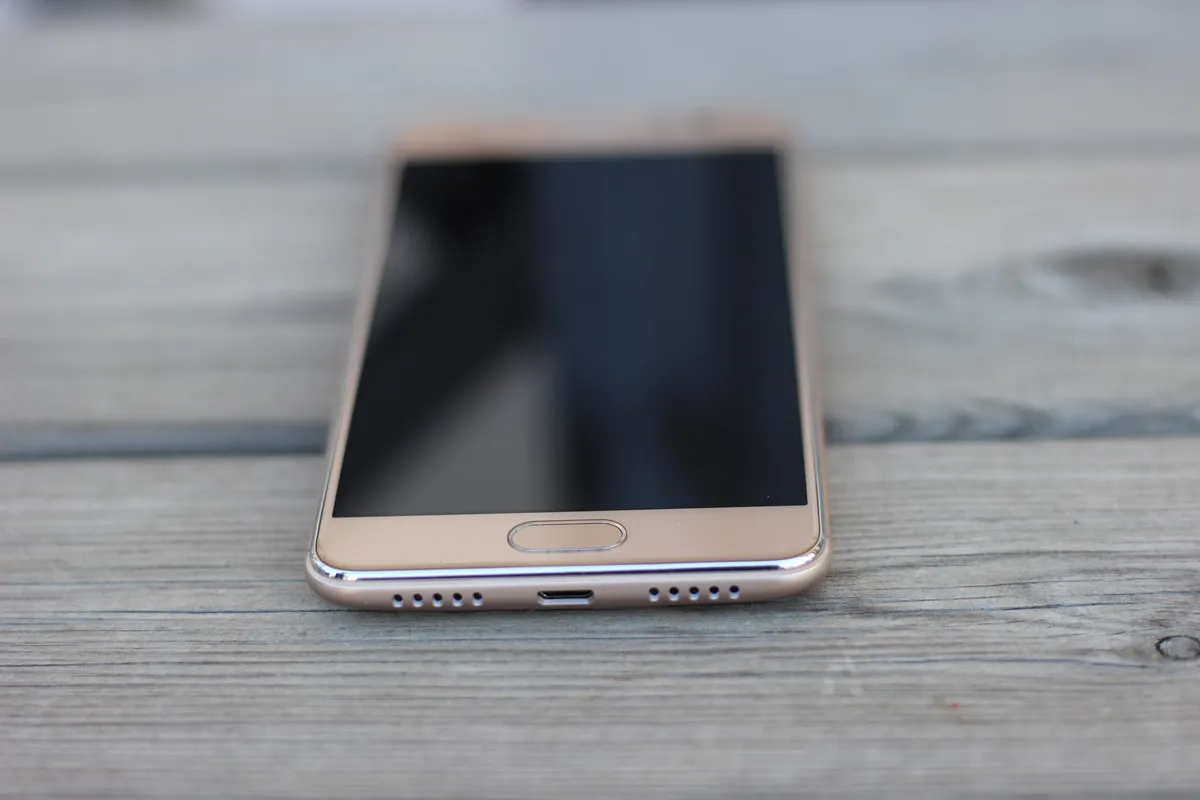 Recensione Recensione Wiko Ufeel Prime: 4GB RAM e Corpo in Metallo