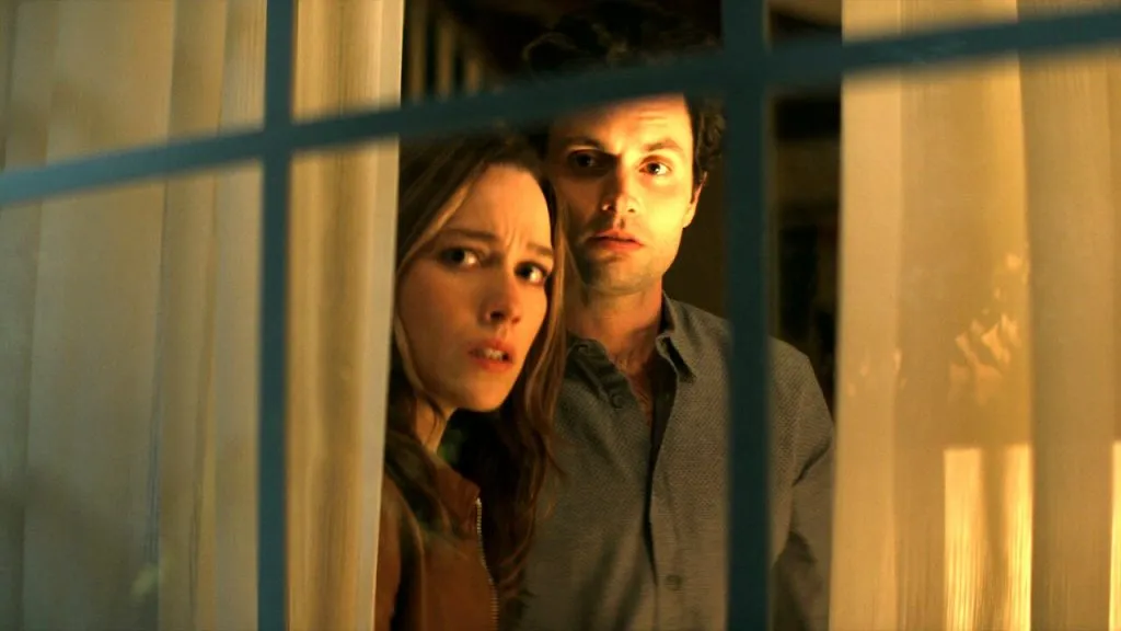 Recensione Recensione You 3: ossessioni e drammi familiari su Netflix