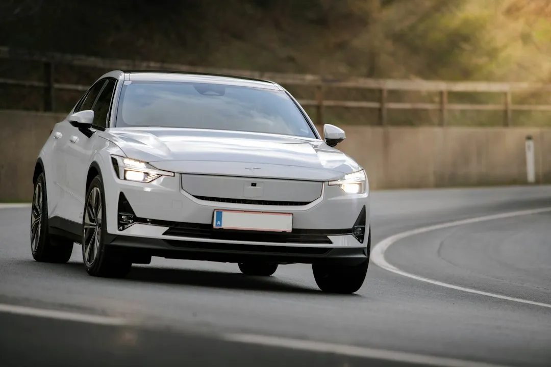 Tesla, Volvo e LEGO: Innovazioni e Divertimento nel Mondo Tech